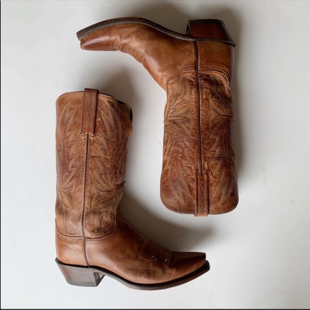 LUCCHESE Women's Mad Dog Snip Toe Cowboy Boots